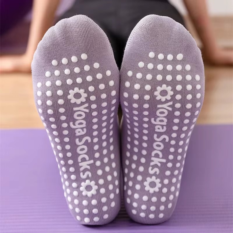 Дышащие полотенца, носки для й – обзор и цена Herbal Yoga